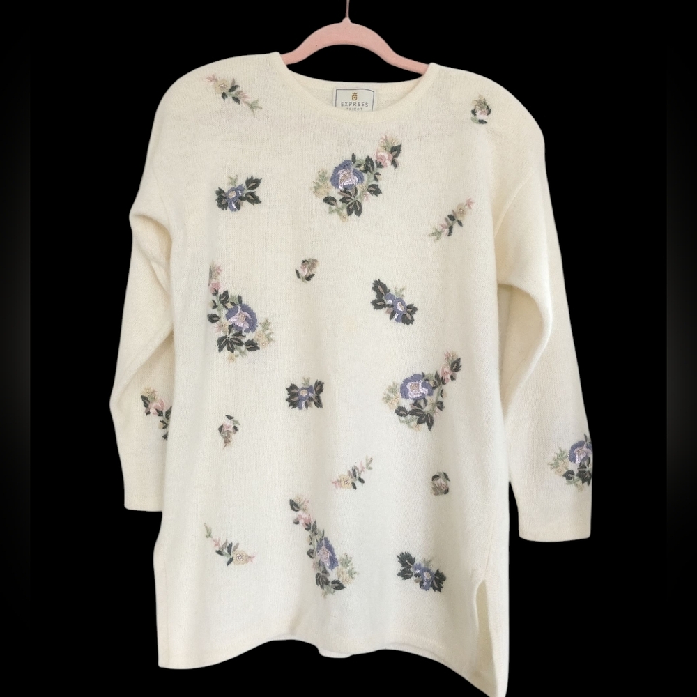 Vintage EXPRESS Tricot‎ Sweater Angora Wool Ivory Embroidered Tunic